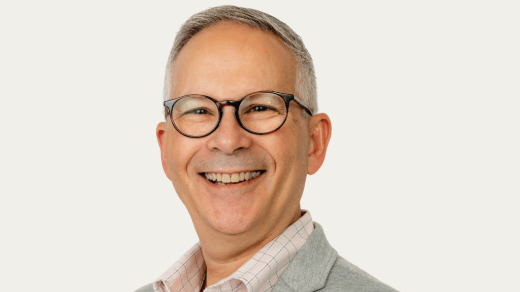 Headshot image of Dr Bruce Bloom
